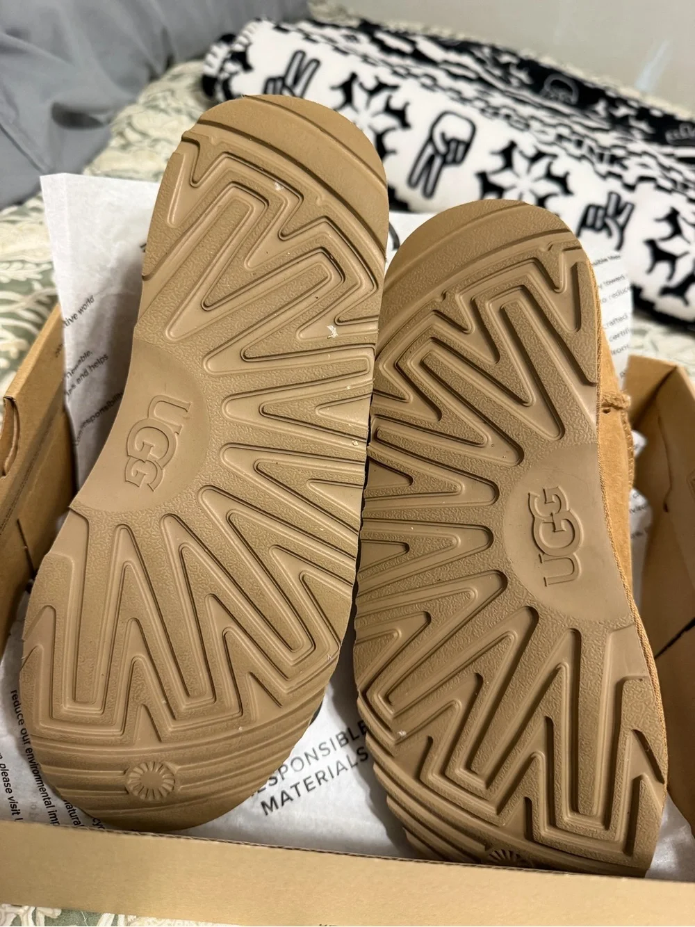 UGG Kids Chestnut Suede Mini Boots with Shearling